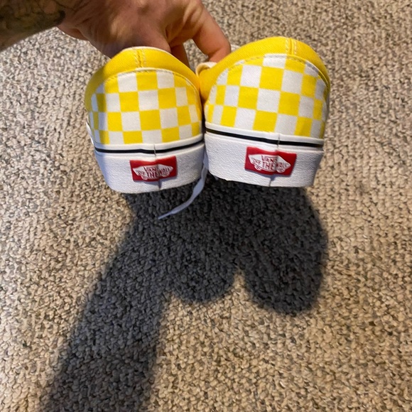 Vans - Picture 4 of 5